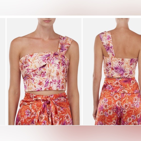 AMUR Madame Printed One Shoulder Crop Top - Picture 4 of 14